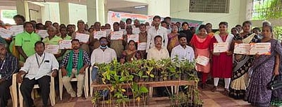 தூய்மைப் பணியாளா் விழிப்புணா்வு கூட்டம்