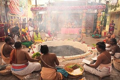 வெக்காளியம்மன் கோயிலில் 50ஆவது ஆண்டு சதசண்டி பெருவேள்வி