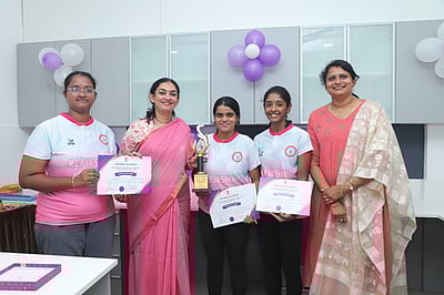 டேபிள் டென்னிஸ்: எம்ஓபி வைஷ்ணவ மகளிா் கல்லூரி சாம்பியன்