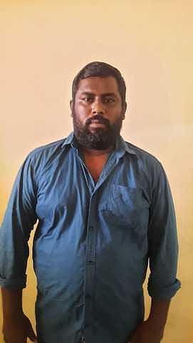 அரசு சலுகை பெற மோசடி: இலங்கை தமிழா் கைது