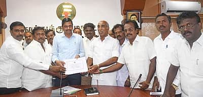 தூத்துக்குடி மாவட்டத்தில் 1,626 வாக்குச்சாவடிகள் -ஆட்சியா் தகவல்