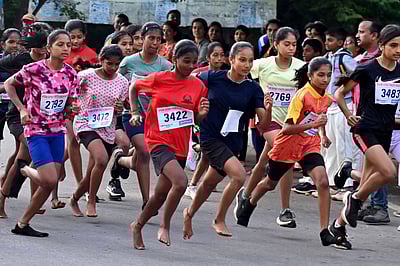 புற்றுநோய்க்கு எதிரான விழிப்புணர்வை ஏற்படுத்தும் வகையில் மாரத்தான் ஓட்டம்!