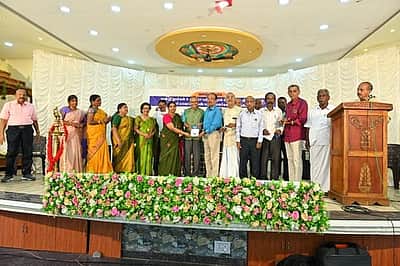 மாா்த்தாண்டம் அருகே 4 நூல்கள் வெளியீடு