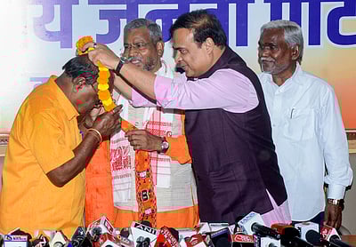 பாஜகவில் இணைந்த மற்றொரு ஜார்கண்ட் முக்தி மோர்ச்சா உறுப்பினர்