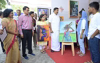 சென்னையில் 3 நாள்கள் ’ஓவியச் சந்தை’: அமைச்சர் மு.பெ.சாமிநாதன் தொடங்கி வைத்தார்