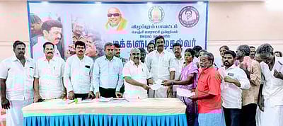 ஆலம்பூண்டியில் மக்களுடன் முதல்வா் திட்ட முகாம்
அமைச்சா் கே.எஸ்.மஸ்தான் பங்கேற்பு