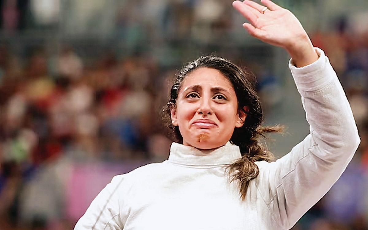 ஒலிம்பிஸ் போட்டியில்: வாள் வீசிய கர்ப்பிணி