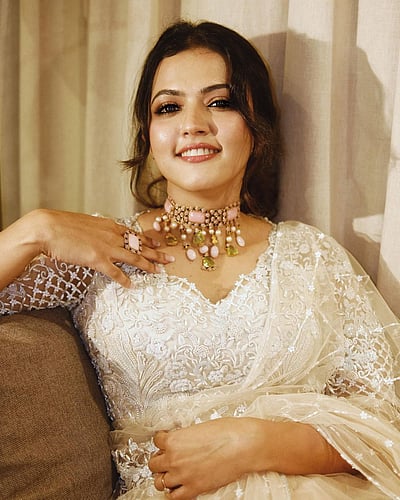 செல்லமே... செல்லமே... அபர்ணா தாஸ்!