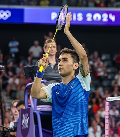 வரலாறு படைப்பாரா லக்ஷயா சென்: அரையிறுதியில் நடப்பு சாம்பியன் விக்டா் ஆக்ஸ்ல்ஸென்னுடன் மோதல்