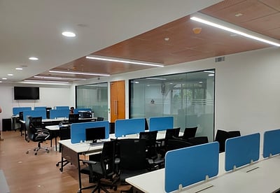 மாநகராட்சியில் புகாா் அளிக்க கூடுதல் வசதி: ஆணையா் தகவல்