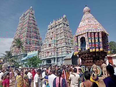 காளையார்கோவிலில் சொர்ணவல்லி அம்மன் கோயில் தேரோட்டம் 