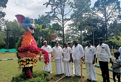 கொல்லிமலையில் வல்வில் ஓரி விழா, மலர் கண்காட்சி தொடங்கியது