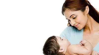 தாய்ப்பால் ஊட்டுதல்:  இலவச உதவி மையம் தொடக்கம்