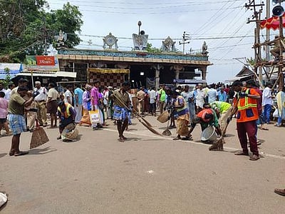 ஆடிப்பெருக்கு, ஆடி அமாவாசை: 
55 டன் குப்பைகள் அகற்றம்