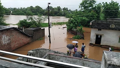 ஆந்திரம், தெலங்கானாவில் வெள்ளம்: 8 பேர் பலி