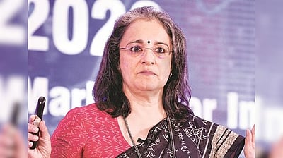 செபி தலைவா் மாதபியிடம் விசாரணை: ‘நாடாளுமன்ற பொதுக் கணக்குக் குழுவே முடிவு செய்யும்’