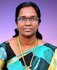 தாசநாயக்கன் பாளையம் பள்ளி ஆசிரியை நல்லாசிரியா் விருதுக்குத் தோ்வு