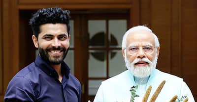 பாஜகவில் இணைந்தார் ஜடேஜா