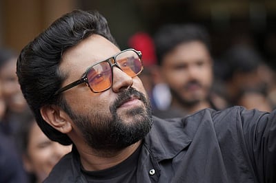 நிவின் பாலி எங்களுடன் இருந்தார்: பாலியல் குற்றச்சாட்டு உண்மையல்ல!