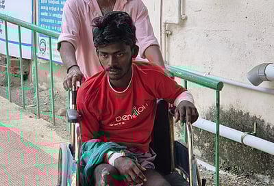 நத்தம் அருகே காதலியை துப்பாக்கியால் சுட்டு தானும் தற்கொலைக்கு முயன்ற காதலன்