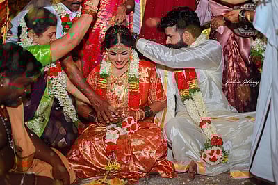 இந்திரா தொடர் நடிகைக்கு திருமணம்!