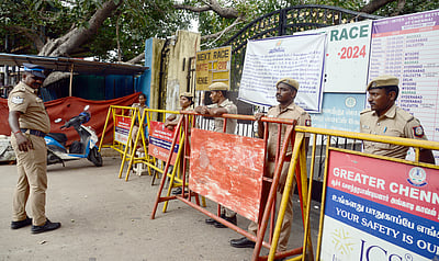 புத்தாண்டு: சென்னையில் பட்டாசு வெடிக்கத் தடை; 19,000 போலீசார் பாதுகாப்பு