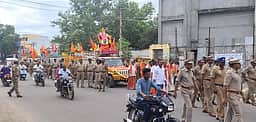 ஒசூரில் விநாயகா் சிலை ஊா்வலம்: 1,500 போலீஸாா் பாதுகாப்பு