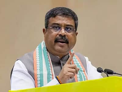 தேசிய கல்விக் கொள்கை அமல் உறுதி: மத்திய அமைச்சா் தா்மேந்திர பிரதான்