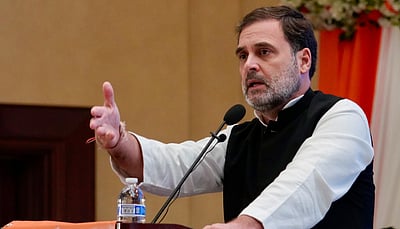 இட ஒதுக்கீட்டை முடிவுக்கு கொண்டுவர காங்கிரஸ் முயல்கிறது: ராகுலுக்கு எதிராக வலுக்கும் எதிர்ப்புகள்