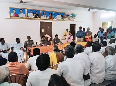 சித்தா் கோயில் குடமுழுக்கு  விழா ஆலோசனைக் கூட்டம்