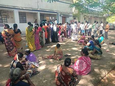கடலூா் அரசு மருத்துவமனையில் ஆய்வக நுட்புநா்கள் பற்றாக்குறை: நோயாளிகள் அவதி