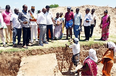 தொடா்ந்தனூரில் வளா்ச்சித் திட்டப் பணிகள் ஆய்வு
