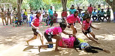 முதல்வா் கோப்பைக்கான கபடிப் போட்டித் தொடக்கம்