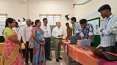 பெரியாா் பல்கலைக்கழகத்தில் ஸ்மாா்ட் இந்தியா ஹேக்கத்தான் போட்டி