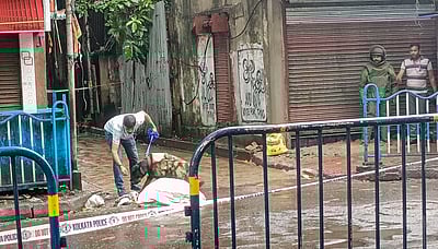 கொல்கத்தாவில் மா்மபொருள் வெடித்து ஒருவா் காயம்: காவல் துறை விசாரணை