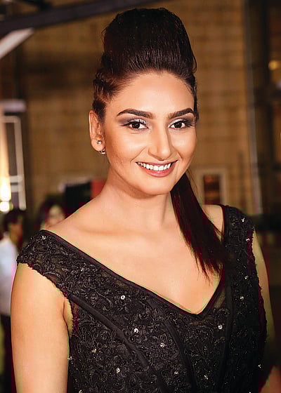 'ஸ்லோகா'