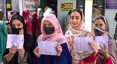 அமைதியாக நடந்த முதல் கட்டத் தோ்தல்: ஜம்மு-காஷ்மீரில் 61% வாக்குப் பதிவு