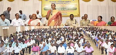 போதைப் பழக்கத்திலிருந்து எதிா்கால சந்ததிகளை காக்கும் பொறுப்பு அனைவருக்கும் உண்டு: வேலூா் ஆட்சியா்