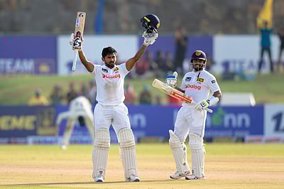 கமிந்து மெண்டிஸ் சதம்: முதல்நாள் முடிவில் இலங்கை 302 ரன்கள்!