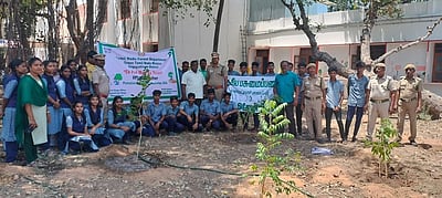 ஓசோன் தினத்தையொட்டி மரக்கன்றுகள் நடவு