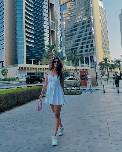 துள்ளல் நடை... பூஜா ஹெக்டே!