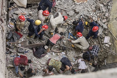 தில்லியில் கட்டடம் இடிந்து விபத்து: 3 பேர் பலி!