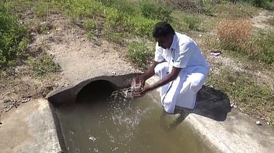 குளம், குட்டைகளுக்கு வந்த அத்திக்கடவு - அவிநாசி திட்ட தண்ணீா்: பொதுமக்கள் வரவேற்பு