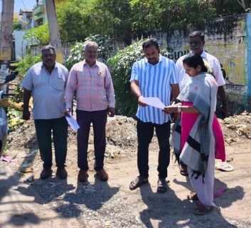 சேலம் பொன்னம்மாபேட்டை பகுதியில் சாலை அகலப்படுத்தும் பணிகள் குறித்து ஆய்வு
