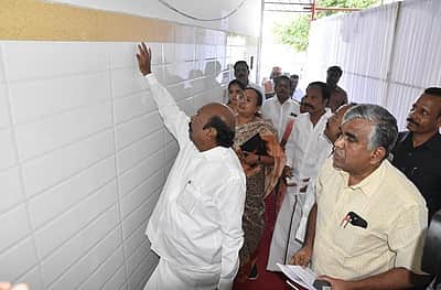 தமிழக திட்டங்களுக்கு தேவையான நிதியை மத்திய அரசு தருவதில்லை: அமைச்சா் எ.வ.வேலு