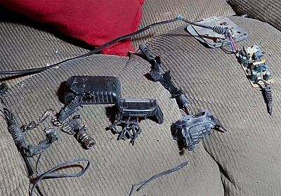 இனி உங்கள் வீட்டிலும் பாக்கெட்டிலும்கூட குண்டு வெடிக்கலாம்!  அதிபயங்கர போரின் அடுத்த உத்தி!