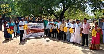சமயபுரத்தில் தூய்மை விழிப்புணா்வு பேரணி