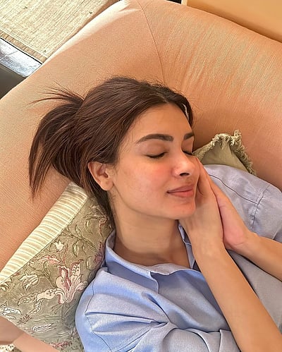 ரெடி வீக்என்ட்... டயானா பென்டி!