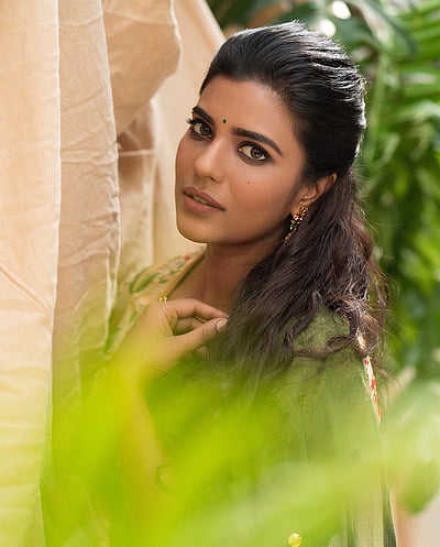 செல்லும் இடமெல்லாம் அன்பைப் பரப்புங்கள்... ஐஸ்வர்யா ராஜேஷ்!