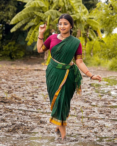 மினுக்கி மினுக்கி... கிருஷ்ணா ஷில்பா!